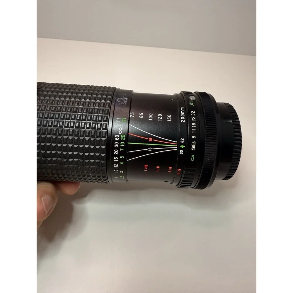Canon FD 75-200mm f/4.5 MC Auto Zoom Lens | Hoya Filter | READ (D1)